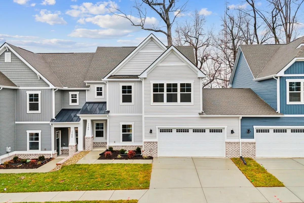 Oak Crest Townhomes