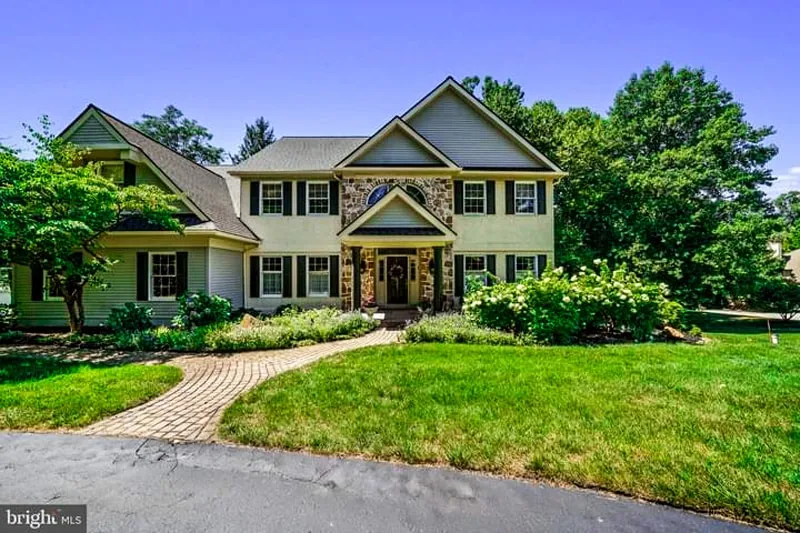 Creekside Village