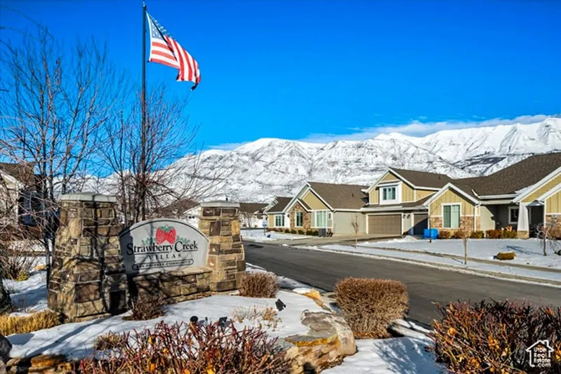 Strawberry Creek Villas
