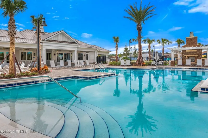 Summer Bay at Grand Oaks