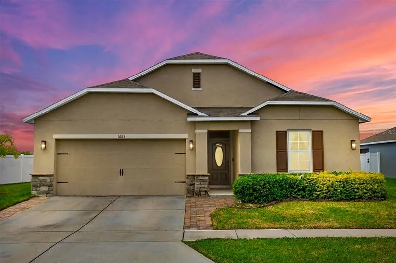 Poinsettia Heights