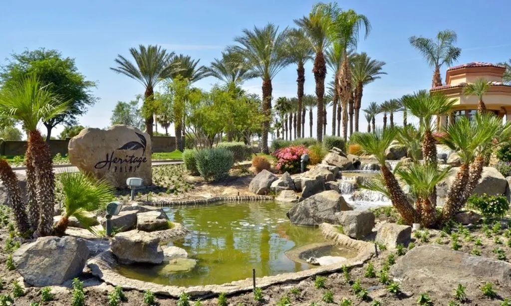 Heritage Palms