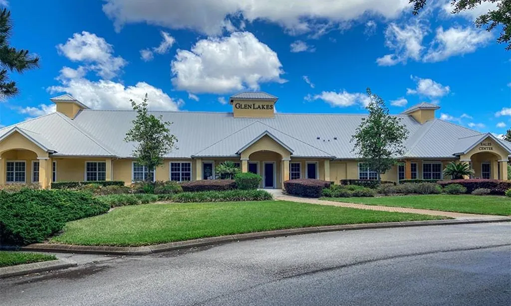 GlenLakes Country Club