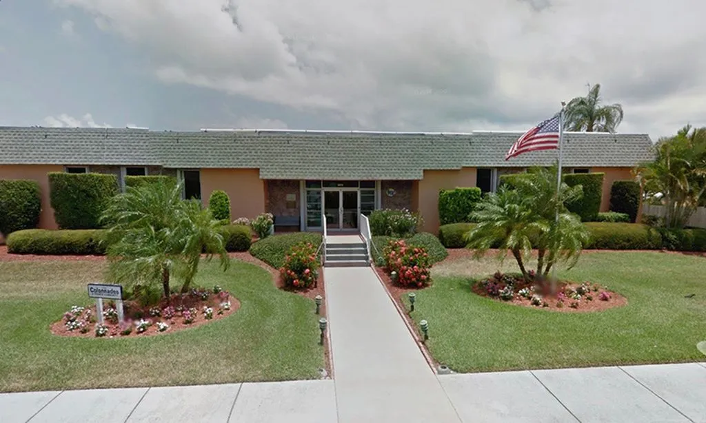 Colonnades at Fort Pierce