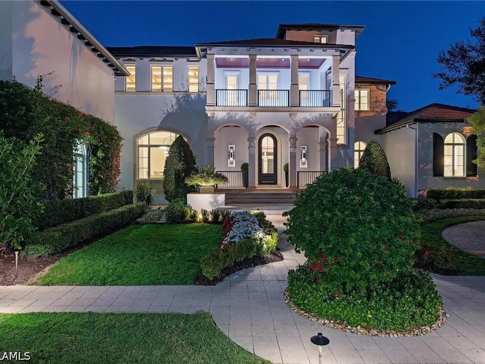 275 SPRING LINE DR, NAPLES, FL 34102 | Moorings | 55+ Home For Sale