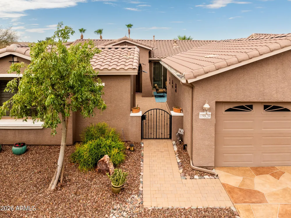 19828 N SWAN CT, MARICOPA, AZ 85138 | Province | 55+ Home For Sale