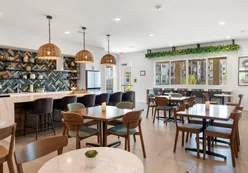 Community Dining