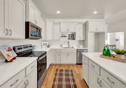 Kitchen Island & Appliances