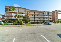 Lauderdale Oaks