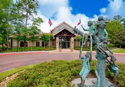 Windsor Lodge - 20,000 Sq. Ft.