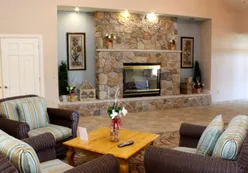 Fireplace Lounge