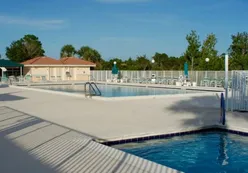 Outdoor Pool & Spa