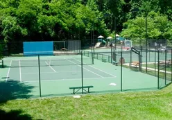 2 Tennis Courts