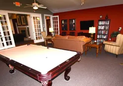 Billiards & Lounge