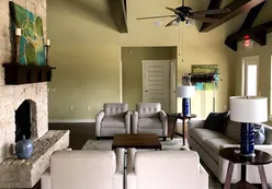 Clubhouse Lobby