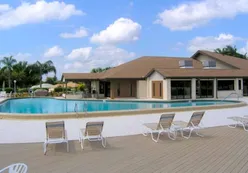 Clubhouse & Outdoor Pool