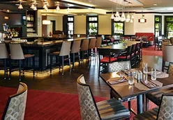 Bar & Restaurant
