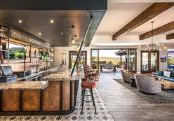 Bar & Patio