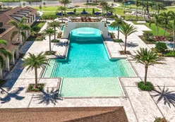Outdoor Resort-Style Pool