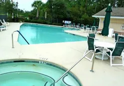 Outdoor Pool & Spa