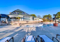 Outdoor Resort-Style Pool