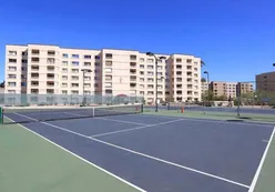 2 Tennis Courts