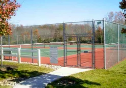 2 Tennis Courts