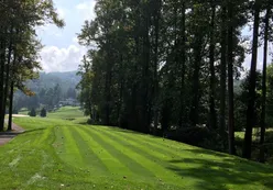 18-Hole Joe Lee Designed Golf Course