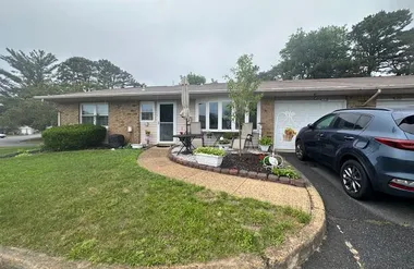 83 Cambridge Cir B, Manchester Township, NJ 08759