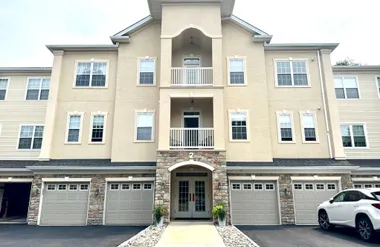 2 FALCON DR 202, HOLLAND, PA, 18966, Holland, PA 18966