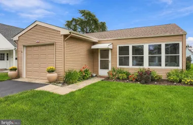 216 HUNTINGTON DR, SOUTHAMPTON, NJ, 0808..., Southampton, NJ 08088
