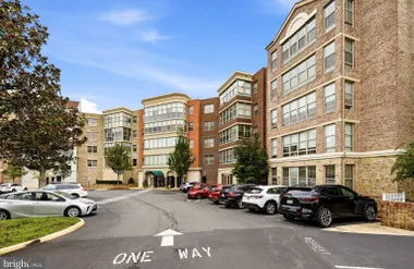 19370 MAGNOLIA GROVE SQ 212, LEESBURG, V..., Leesburg, VA 20176