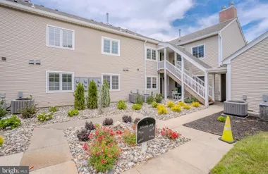 1 RUTLAND LN F, MONROE TOWNSHIP, NJ, 088..., Monroe Township, NJ 08831