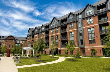 3927 FAIR RIDGE DR 303, FAIRFAX, VA, 220..., Fairfax, VA 22033
