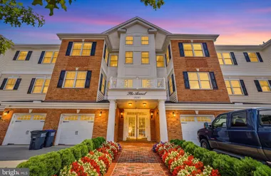 15241 ROYAL CREST DR 202, HAYMARKET, VA,..., Haymarket, VA 20169