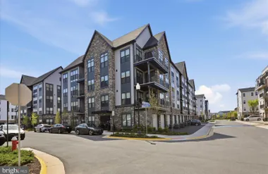 23651 HAVELOCK WALK TER 304, ASHBURN, VA..., Ashburn, VA 20148