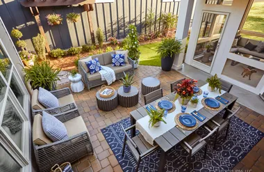 The Courtyards at Oak Gro...
