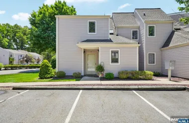 136 CHANGEBRIDGE RD J7, MONTVILLE TOWNSH..., Montville Township, NJ 07045