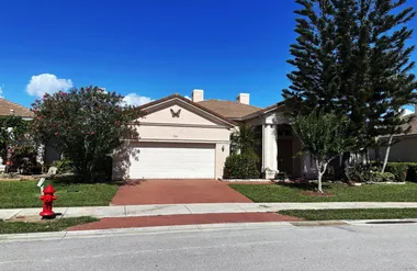 723 SW MYAKKA RIVER TRCE, PORT ST LUCIE,..., Port St Lucie, FL 34986