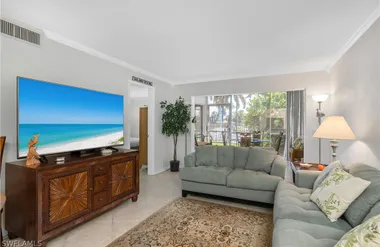 3100 BINNACLE DR 104, NAPLES, FL, 34103, Naples, FL 34103
