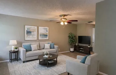 29 LAKE VISTA TRAIL TRL 205, PORT ST LUC..., Port St Lucie, FL 34952
