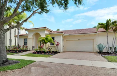 10118 SW CANOSSA WAY, PORT ST LUCIE, FL,..., Port St Lucie, FL 34986