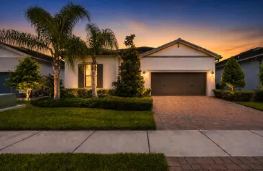 599 SE VILLANDRY WAY, PORT ST LUCIE, FL,..., Port St Lucie, FL 34984