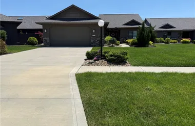 9154 PLEASANT RIDGE CIR, NORTH RIDGEVILL..., North Ridgeville, OH 44039