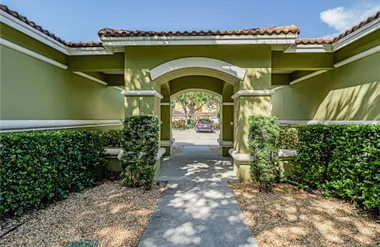 5095 FAIRWAYS CIR I303, VERO BEACH, FL, ..., Vero Beach, FL 32967