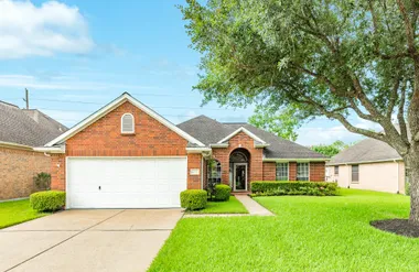 3722 S PEACH HOLLOW CIR, PEARLAND, TX, 7..., Pearland, TX 77584