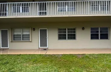 33 LAKE VISTA TRL 104, PORT ST LUCIE, FL..., Port St Lucie, FL 34952