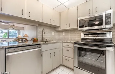 1828 PINE VALLEY DR 201, FORT MYERS, FL,..., Fort Myers, FL 33907