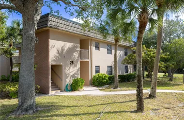 25 VISTA GARDENS TRL 201, VERO BEACH, FL..., Vero Beach, FL 32962