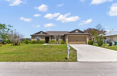 641 SW ADDIE ST, PORT ST LUCIE, FL, 3498..., Port St Lucie, FL 34983
